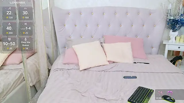 Snapshot of Damn_Bae_ chatting on 09/12/25, 01:06 Damn Bae online show from 09/12/25, 01:06