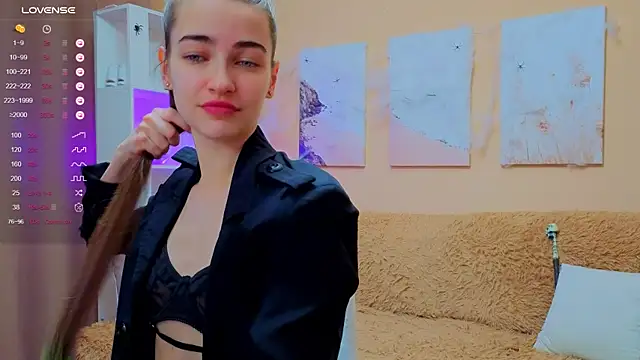 AstoriyaNight online show from 11/22/25, 04:44