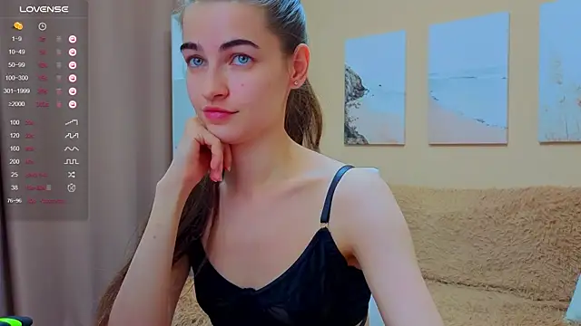 AstoriyaNight online show from 10/12/25, 04:30