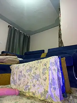 Cherrytowild online show from 10/19/25, 05:37