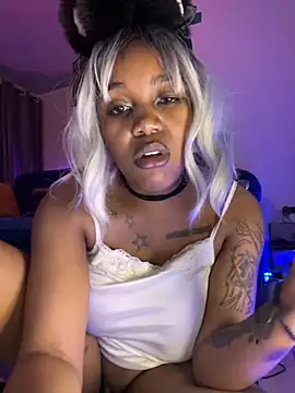 Cherrytowild online show from 11/22/25, 05:23