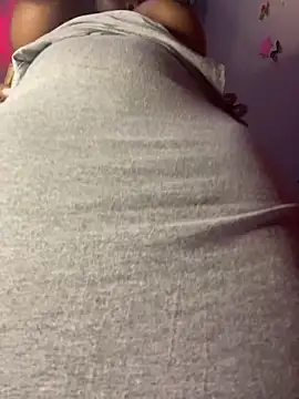 Cherrytowild online show from 09/25/25, 04:24