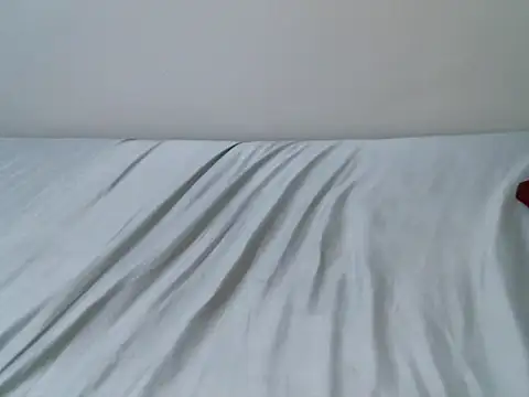 femaqueen online show from 10/31/25, 08:33