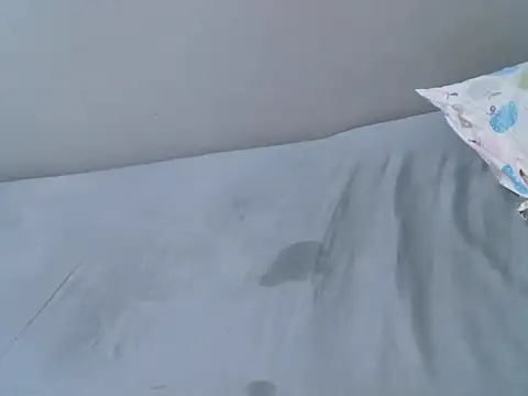 femaqueen online show from 04/04/26, 07:37