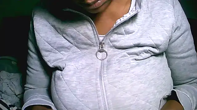 Bustypillows online show from 11/27/25, 05:46