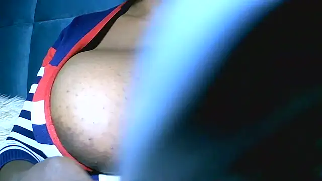 Bustypillows online show from 12/22/25, 07:14