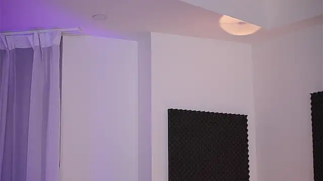 NicoleSarahX online show from 02/08/25, 11:24