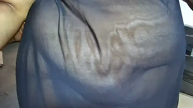 BustyThickyAss online show from 05/25/26, 01:32