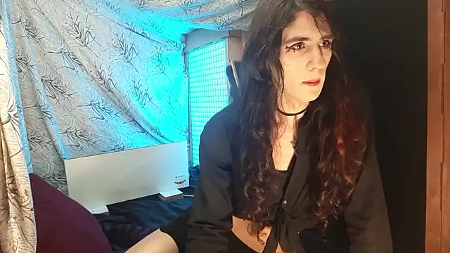 DiiVampy online show from 12/14/25, 09:31