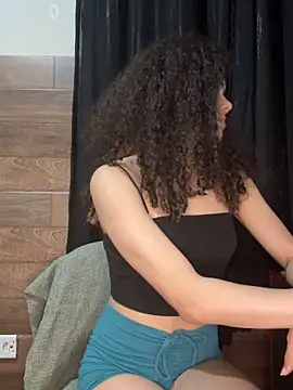 izumikarol online show from 03/18/26, 07:37