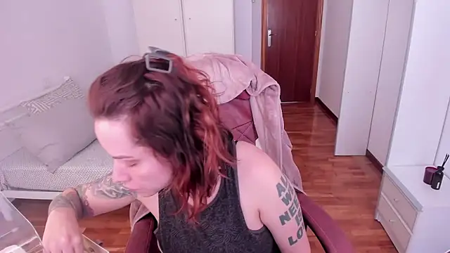 Domina Deivis online show from 10/07/25, 08:04