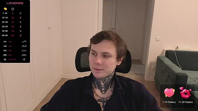 Snapshot of Lechery_boy chatting on 04/01/26, 01:41 Lechery boy online show from 04/01/26, 01:41