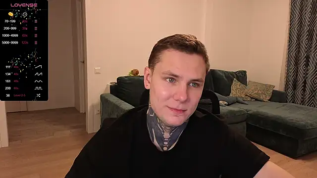 Snapshot of Lechery_boy chatting on 11/15/25, 04:44 Lechery boy online show from 11/15/25, 04:44