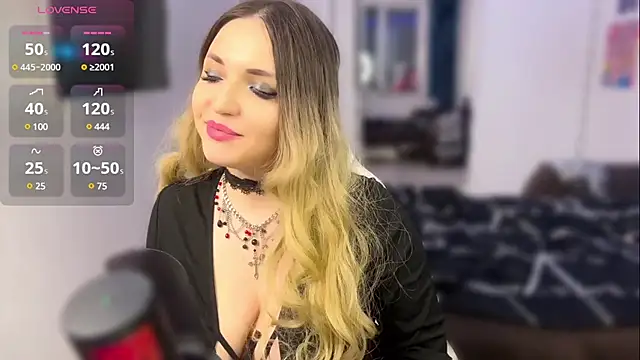 HoneySweetBee online show from 02/20/25, 03:01