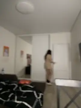 HoneySweetBee online show from 11/02/25, 01:27