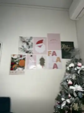 HoneySweetBee online show from 12/17/25, 10:09