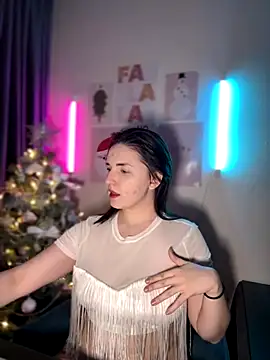 HoneySweetBee online show from 12/19/25, 04:31