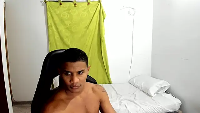 Snapshot of corzoethan chatting on 06/19/26, 12:16 corzoethan online show from 06/19/26, 12:16