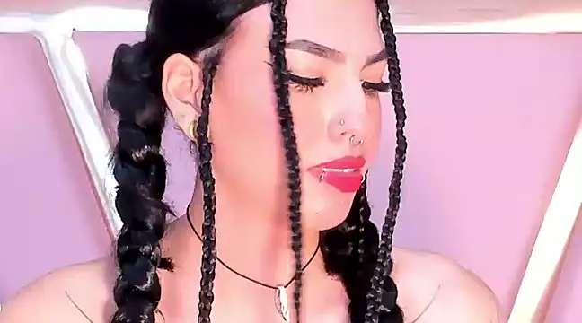 Snapshot of Eva_Benely chatting on 03/07/25, 06:13 Eva Benely online show from 03/07/25, 06:13