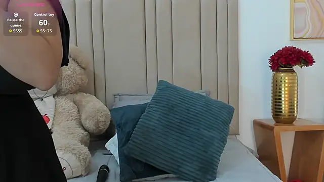 izadii online show from 09/26/25, 06:37