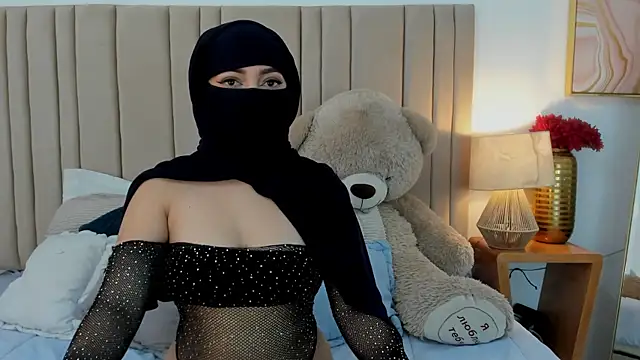 izadii online show from 05/07/26, 06:55