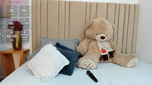 izadii online show from 10/27/25, 06:53