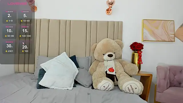 izadii online show from 03/14/25, 09:54