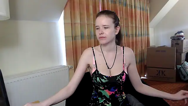 Snapshot of Princess-Lilly chatting on 01/14/25, 02:43 Princess-Lilly online show from 01/14/25, 02:43