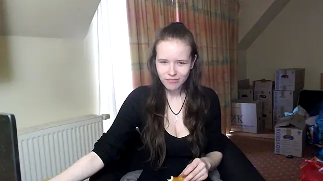 Snapshot of Princess-Lilly chatting on 02/03/25, 01:40 Princess-Lilly online show from 02/03/25, 01:40