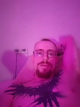 DavidMikli online show from 06/10/26, 12:23
