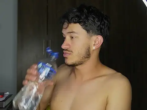 FelipheLive online show from 02/11/26, 05:18