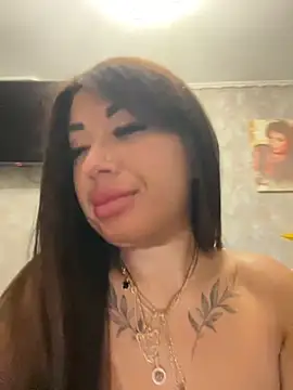 RuslanaXX online show from 11/28/25, 02:01