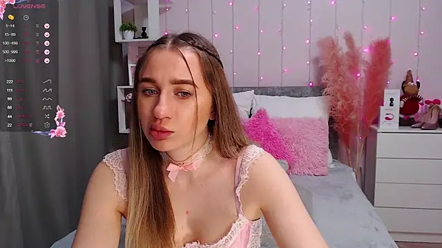 PornoGirlX online show from 02/11/25, 06:44