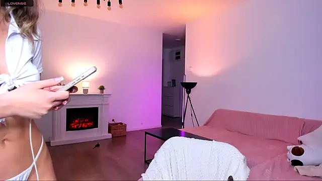 AnysaSmith online show from 02/20/26, 09:17