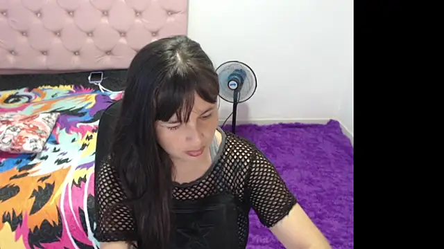 Aliciaheart online show from 04/14/26, 06:24
