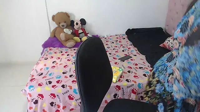 Aliciaheart online show from 11/22/25, 08:29