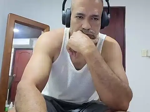 jackbigcock11 online show from 03/28/26, 12:39
