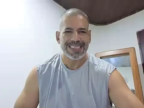Snapshot of jackbigcock11 chatting on 06/05/26, 10:48 jackbigcock11 online show from 06/05/26, 10:48