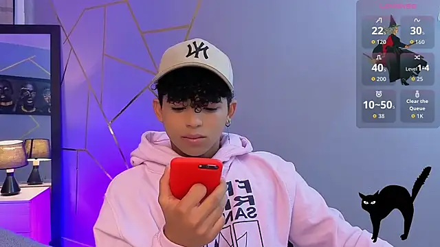 Noah Smith04 online show from 10/27/25, 03:13