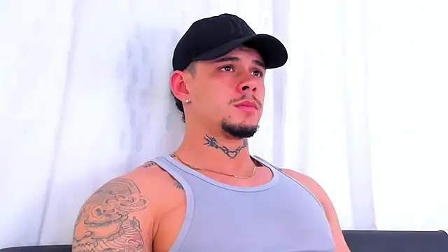 NoahhBrown online show from 10/29/25, 03:49