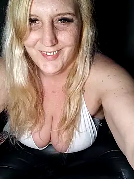 BecciDeluxe online show from 02/07/26, 11:24