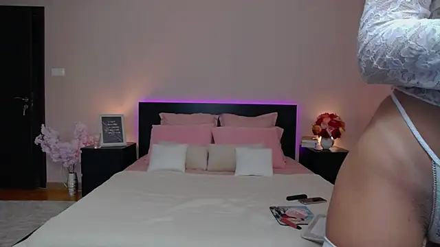 AyanaJoy online show from 02/11/26, 07:41