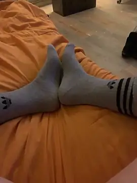 footsy35 online show from 04/05/26, 03:46