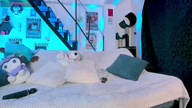 MonxxsLove online show from 03/20/26, 01:39