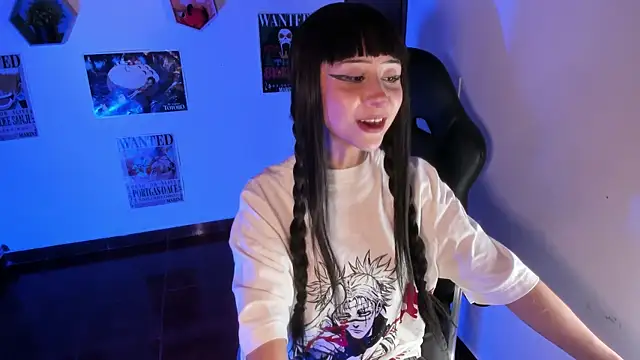 MonxxsLove online show from 05/11/26, 04:25