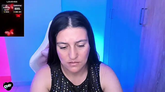 Saskyaa online show from 04/10/26, 02:40