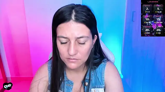 Saskyaa online show from 12/01/25, 02:45