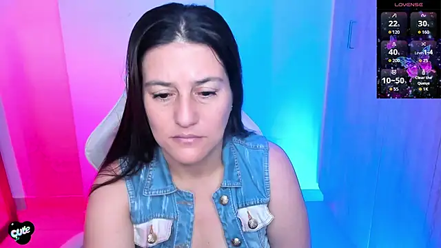 Saskyaa online show from 11/04/25, 05:39