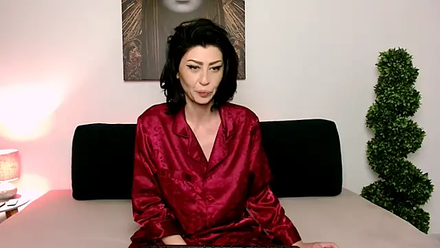 Taissa4U online show from 12/20/25, 10:12