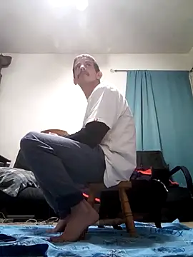 LongDickZee562 online show from 03/04/25, 09:40